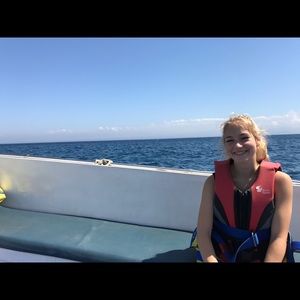 Meet your Posher, Eunice